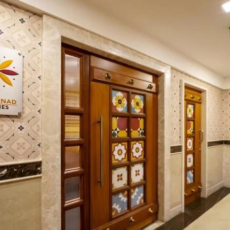 Hotel Aadithya Csennai Kültér fotó